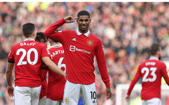 威在比赛中 威在比赛中